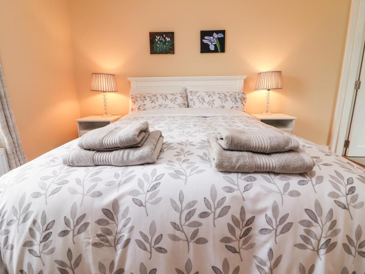 Meadow View Villa Ennis Dış mekan fotoğraf