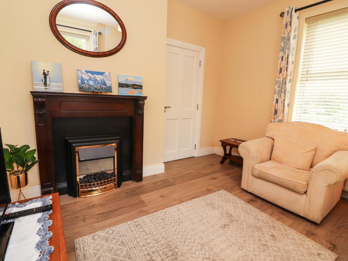 Meadow View Villa Ennis Dış mekan fotoğraf